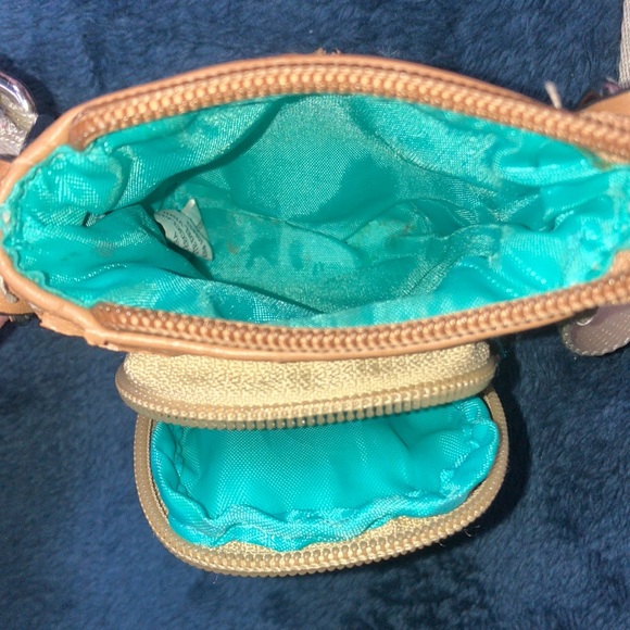 ✨ 3/$24✨ Lily Bloom Crossbody Purse - Picture 8 of 8